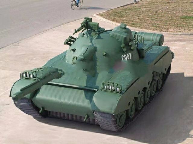 朝阳军用充气坦克车